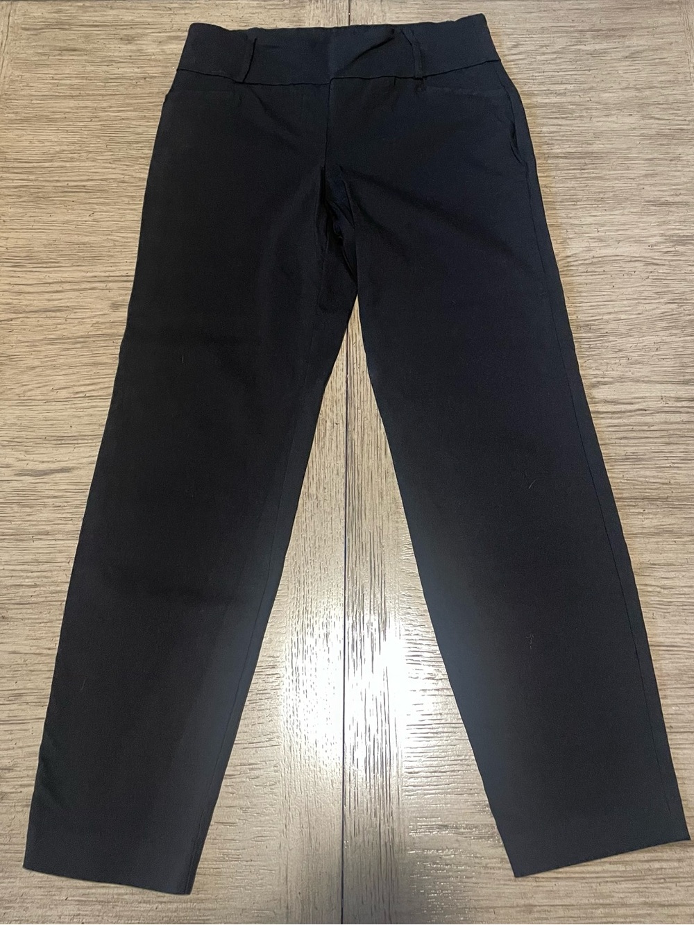 Soho Apparel women’s black pants, size medium, like new, with pockets